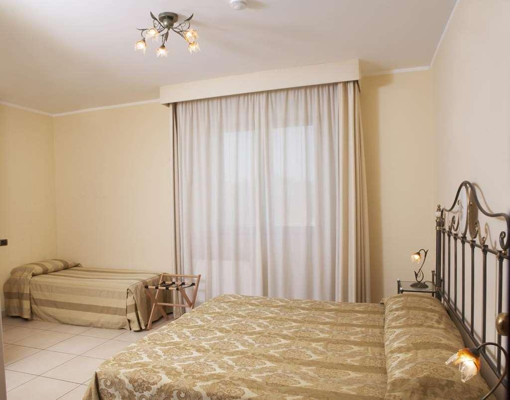 Hotel Villa Fiorita Джулианова Номер фото