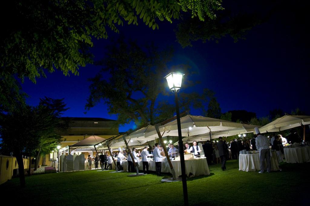 Hotel Villa Fiorita Джулианова Экстерьер фото