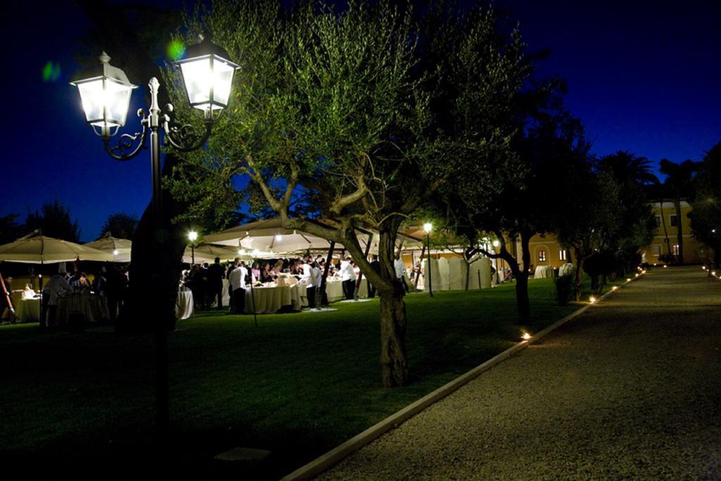 Hotel Villa Fiorita Джулианова Экстерьер фото